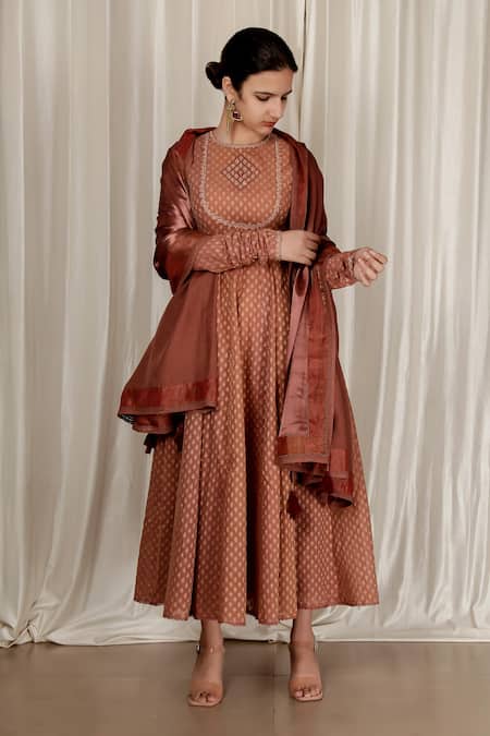 Aharin India_Pink Chanderi, Satin Embroidery Round Neck Onion Anarkali Set _Online_at_Aza_Fashions