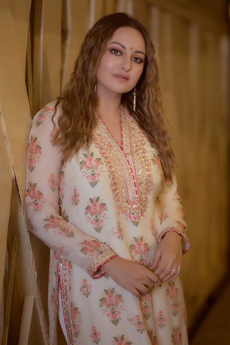 Gopi Vaid_Ivory Cotton, Silk, Linen, Satin Embroidery Split Floral Tunic And Palazzo Set _Online_at_Aza_Fashions