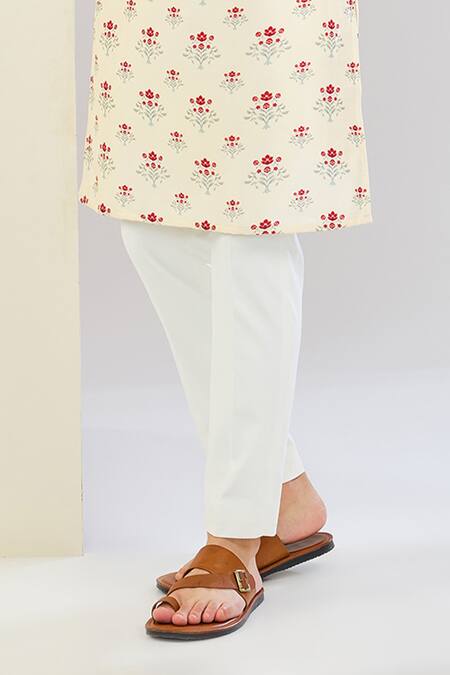 Shreyansh Designs_Ivory Chanderi Silk Floral Print Kurta Set _Online_at_Aza_Fashions