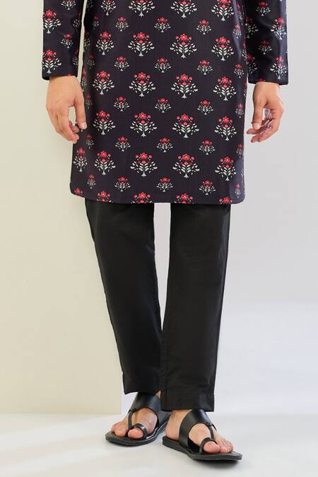 Shreyansh Designs_Black Chanderi Silk Floral Printed Kurta Set _Online_at_Aza_Fashions