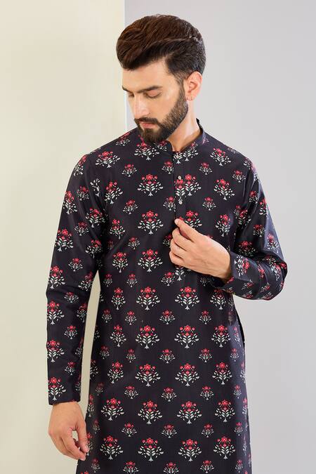 Buy_Shreyansh Designs_Black Chanderi Silk Floral Printed Kurta Set _Online_at_Aza_Fashions
