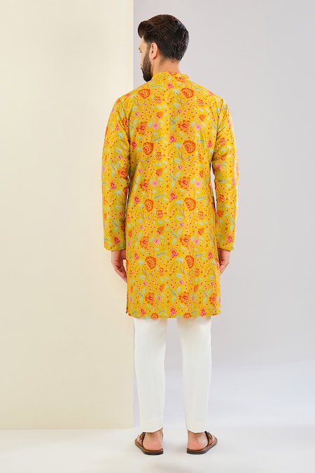 Shreyansh Designs Floral Printed Chanderi Silk Kurta Set 