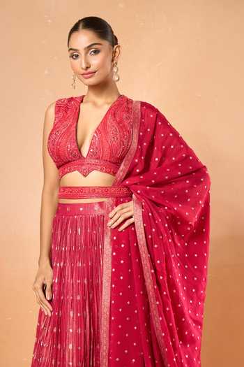 Shop_Samyukta Singhania_Red Chiffon Embroidery Plunge Neck Floral Woven Pleated Lehenga Set _Online_at_Aza_Fashions