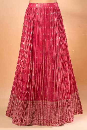 Buy_Samyukta Singhania_Red Chiffon Embroidery Plunge Neck Floral Woven Pleated Lehenga Set 