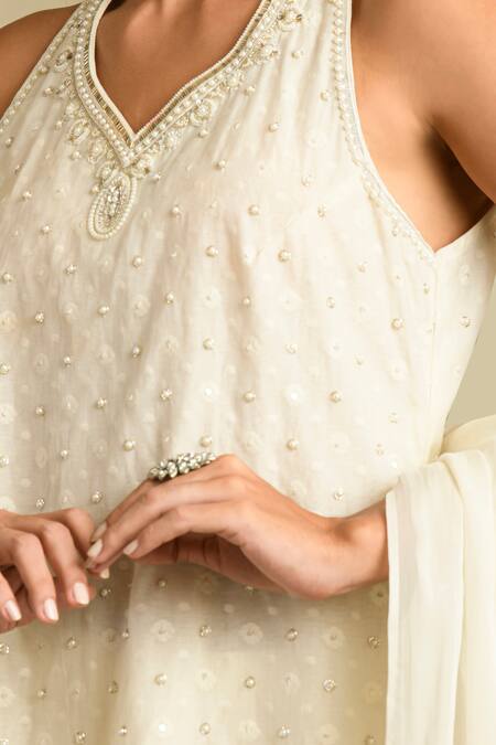 Buy_Saahiil Kapoor_Ivory Chanderi, Organza Embroidery, Sequins Halter Neck Kurta Set _Online_at_Aza_Fashions
