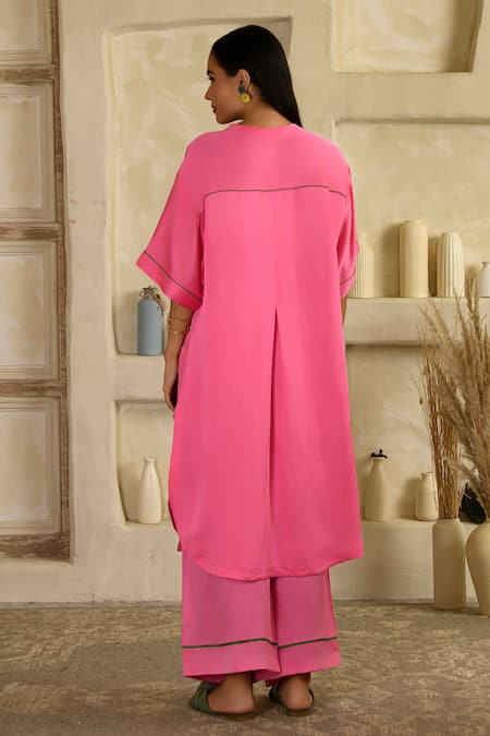Saahiil Kapoor Hand Embroidered Sharbati Pink Kurta Set 