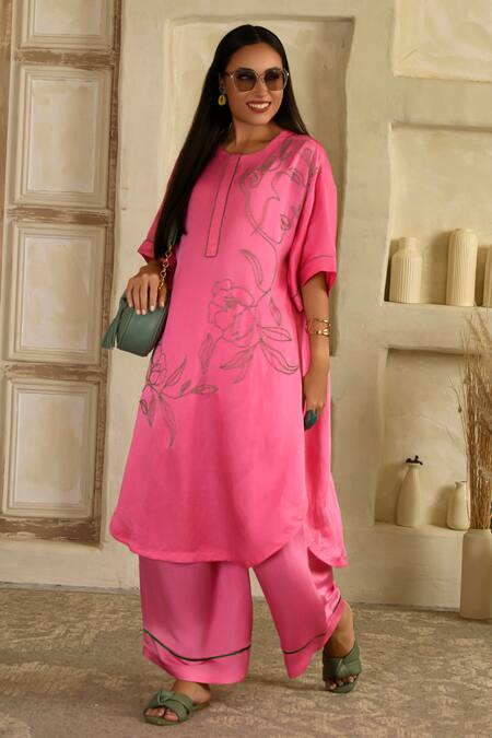 Shop_Saahiil Kapoor_Pink Linen, Satin Embroidery, Beads Round Neck Hand Sharbati Kurta Set _Online_at_Aza_Fashions