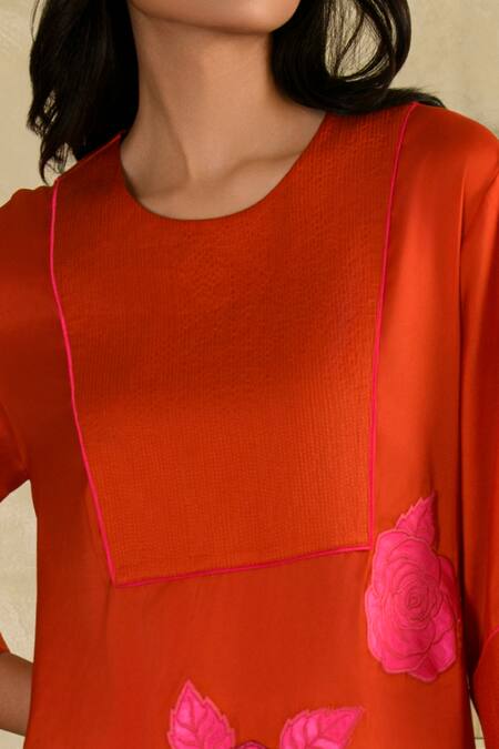 Buy Saahiil Kapoor Orange Twill, Satin Embroidery Round Neck Flower Applique Kurta Set Online at Aza Fashions Buy_Saahiil Kapoor_Orange Twill, Satin Embroidery Round Neck Flower Applique Kurta Set _Online_at_Aza_Fashions