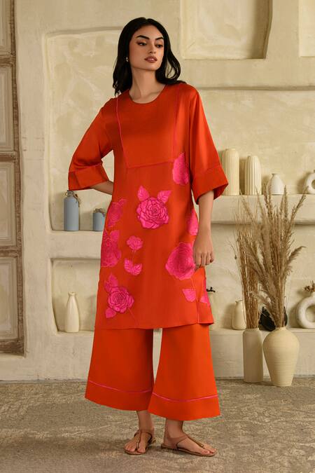 Shop Saahiil Kapoor Orange Twill, Satin Embroidery Round Neck Flower Applique Kurta Set Online at Aza Fashions Shop_Saahiil Kapoor_Orange Twill, Satin Embroidery Round Neck Flower Applique Kurta Set _Online_at_Aza_Fashions