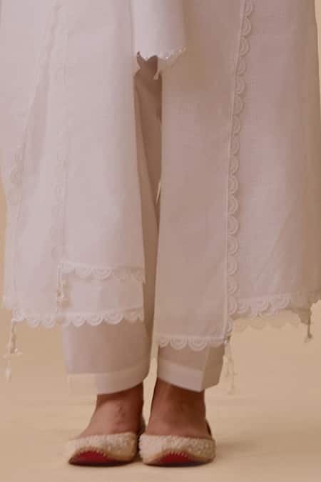 Bunka_White Cotton Cut Work Split V-neck Floral Kurta Set _Online_at_Aza_Fashions