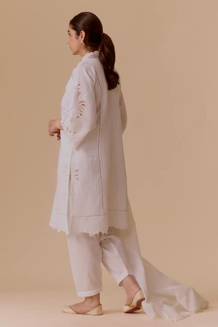 Shop_Bunka_White Cotton Cut Work Split V-neck Floral Kurta Set _at_Aza_Fashions