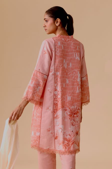 Shop Bunka Pink Linen, Kota Doria Lace, Embroidery Split Printed Kurta Set With Dupatta at Aza Fashions Shop_Bunka_Pink Linen, Kota Doria Lace, Embroidery Split Printed Kurta Set With Dupatta _at_Aza_Fashions