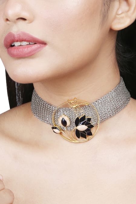 Trupti Mohta_Silver Plated Ethereal Midnight Weave Lotus Choker _at_Aza_Fashions