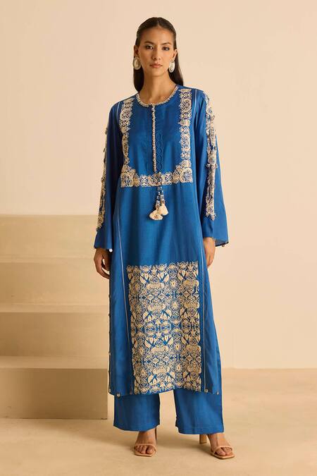 Buy_Inej_Blue Cotton, Silk Tassels, Pearls Round Neck Embroidered Kurta Set _Online_at_Aza_Fashions