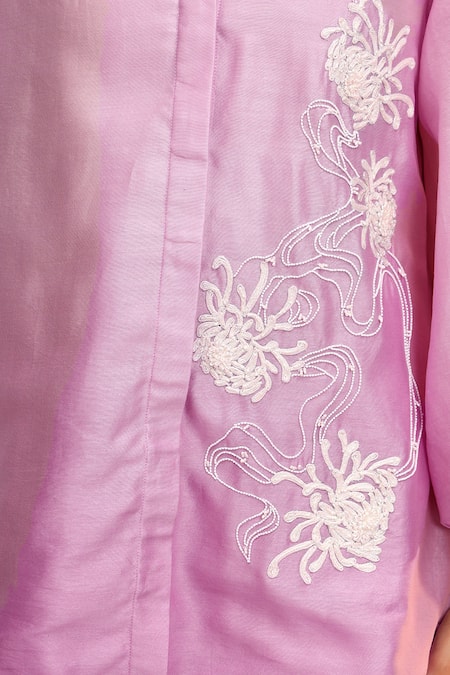 Sakshi Khetterpal_Purple Chanderi Silk Embroidery Berry Blast Oversized Sleeve Coordinated Set _Online_at_Aza_Fashions