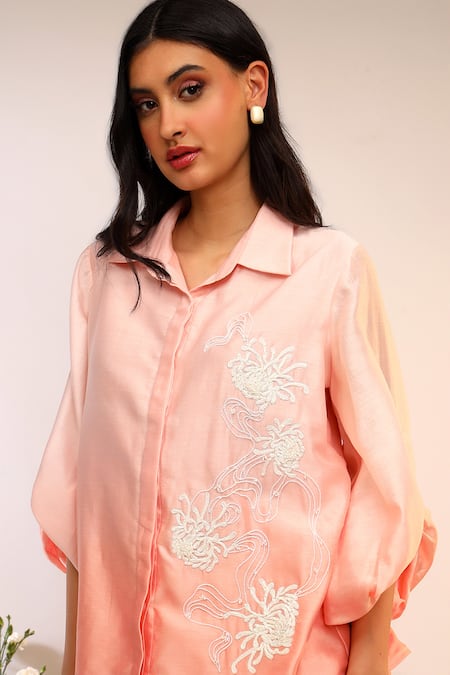 Buy_Sakshi Khetterpal_Peach Chanderi Silk Embroidery Collared Oversized Sleeve Pant Set _Online_at_Aza_Fashions