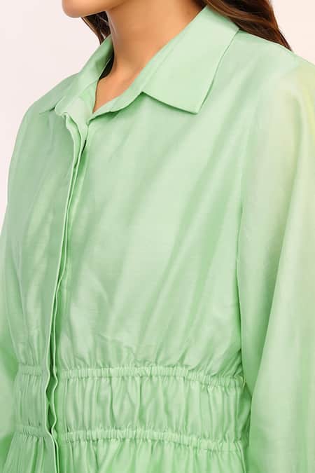 Buy_Sakshi Khetterpal_Green Chanderi Silk, Maheshwari Elasticated High Low Shirt And Creased Pant Set 