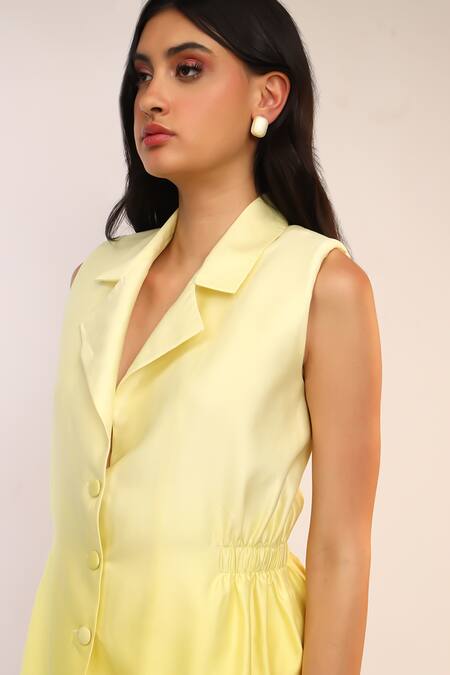 Sakshi Khetterpal_Yellow Silk, Citrus Burst Sleeveless Blazer And Flared Pants Set _Online_at_Aza_Fashions