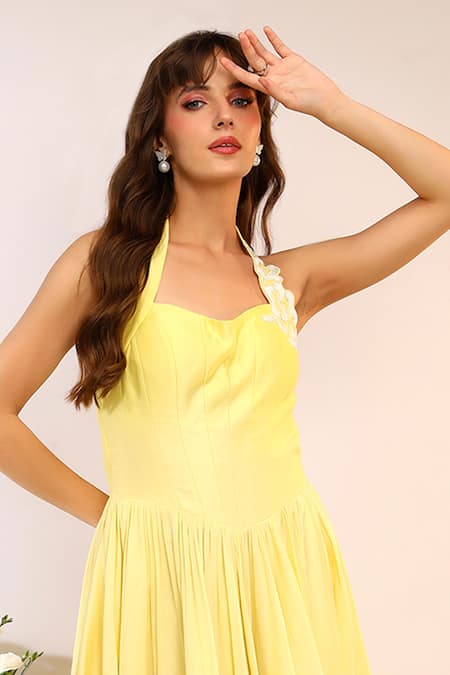 Sakshi Khetterpal_Yellow Chanderi Silk Embroidery Halter Neck Citrus Burst Midi Dress _Online_at_Aza_Fashions