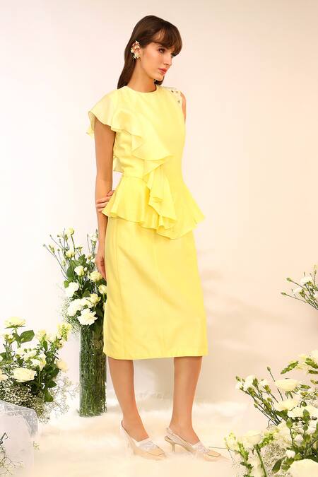 Sakshi Khetterpal_Yellow Chanderi Silk Embroidery Round Double Layer Ruffle Detailed Midi Dress _at_Aza_Fashions