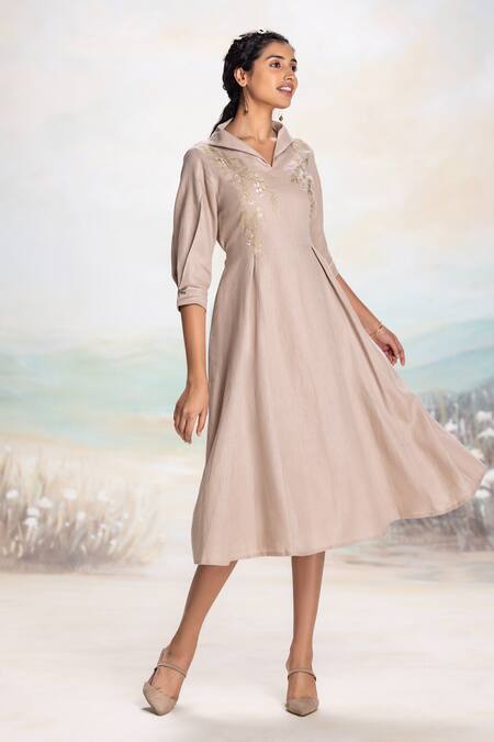 Buy Kaveri Beige Linen Embroidery, Applique High Neck High-collared Dress With Online at Aza Fashions Buy_Kaveri_Beige Linen Embroidery, Applique High Neck High-collared Dress With _Online_at_Aza_Fashions