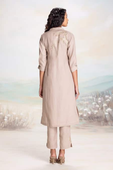 Shop Kaveri Beige Linen Embroidery Mandarin Collar Straight Kurta Set With Dupatta at Aza Fashions Shop_Kaveri_Beige Linen Embroidery Mandarin Collar Straight Kurta Set With Dupatta _at_Aza_Fashions