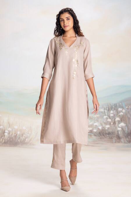 Buy Kaveri Beige Linen Embroidery Mandarin Collar Straight Kurta Set With Dupatta Online at Aza Fashions Buy_Kaveri_Beige Linen Embroidery Mandarin Collar Straight Kurta Set With Dupatta _Online_at_Aza_Fashions