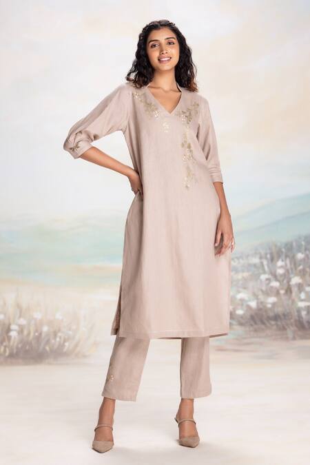 Shop Kaveri Beige Linen Embroidery Mandarin Collar Straight Kurta Set With Dupatta Online at Aza Fashions Shop_Kaveri_Beige Linen Embroidery Mandarin Collar Straight Kurta Set With Dupatta _Online_at_Aza_Fashions