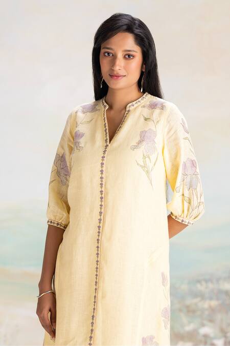 Buy Kaveri Yellow Linen Foil Printing Mandarin Collar Buttercup Fit-and-flare Midi Dress Online at Aza Fashions Buy_Kaveri_Yellow Linen Foil Printing Mandarin Collar Buttercup Fit-and-flare Midi Dress _Online_at_Aza_Fashions