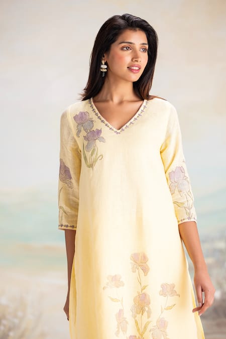 Shop Kaveri Yellow Linen Embroidery V-neck Buttercup Floral Print Kurta Set Online at Aza Fashions Shop_Kaveri_Yellow Linen Embroidery V-neck Buttercup Floral Print Kurta Set _Online_at_Aza_Fashions