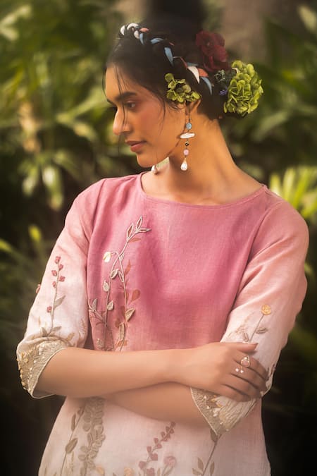 Buy Kaveri Pink Linen Embroidery Boat Neck Landscape Top And Pant Set Buy_Kaveri_Pink Linen Embroidery Boat Neck Landscape Top And Pant Set