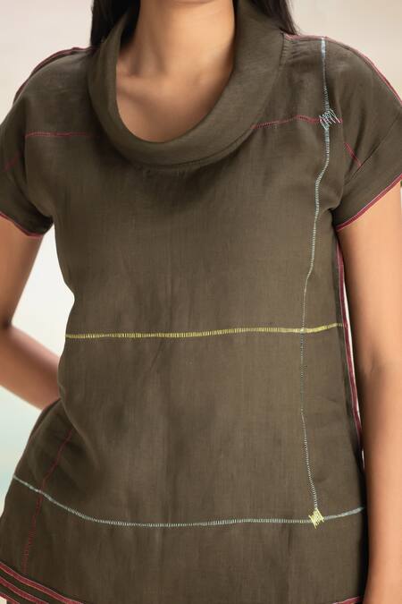 Shop Kaveri Green Linen Round Neck Top And Cigarette Pant Set Online at Aza Fashions Shop_Kaveri_Green Linen Round Neck Top And Cigarette Pant Set _Online_at_Aza_Fashions