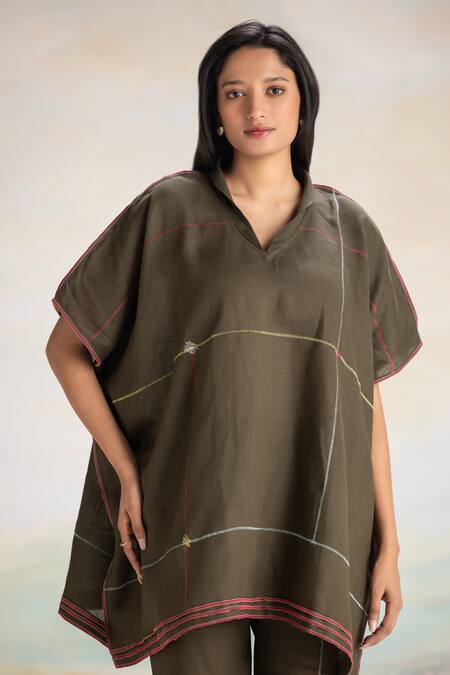 Shop Kaveri Green Linen V-neck V Roll-collared Top And Pant Set Online at Aza Fashions Shop_Kaveri_Green Linen V-neck V Roll-collared Top And Pant Set _Online_at_Aza_Fashions