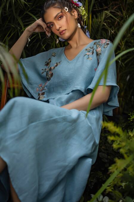 Shop_Kaveri_Blue Linen Applique, Embroidery V-neck Lake Cape Dress With _Online_at_Aza_Fashions