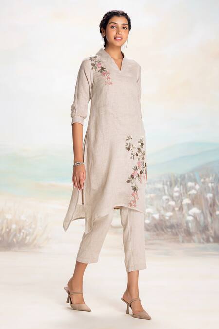 Buy Kaveri Beige Linen Embroidery V-neck Natural Tunic And Pant Set Online at Aza Fashions Buy_Kaveri_Beige Linen Embroidery V-neck Natural Tunic And Pant Set _Online_at_Aza_Fashions