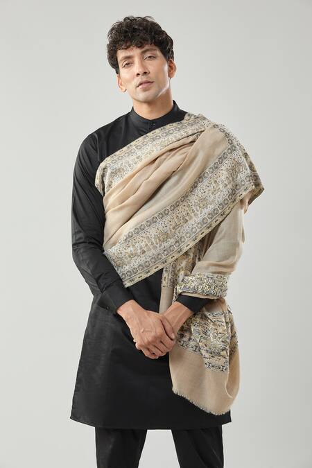 Taroob Cream Mughal Darbar Border Wool Shawl at Aza Fashions Taroob_Cream Mughal Darbar Border Wool Shawl_at_Aza_Fashions