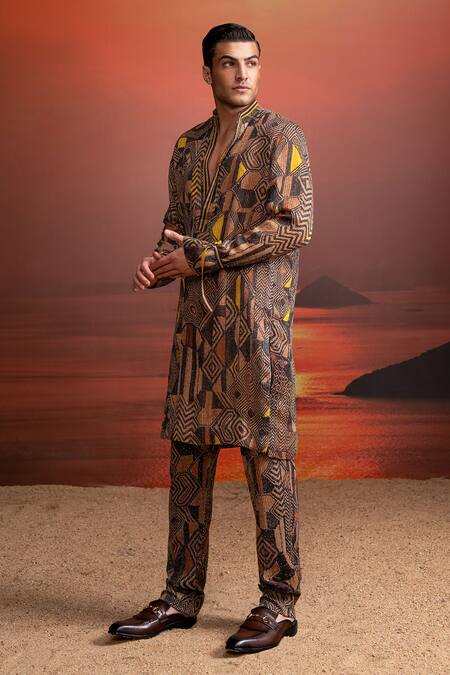 Shop_Nikita Mhaisalkar_Brown Georgette Sequins Geometric Print Kurta Set _Online_at_Aza_Fashions