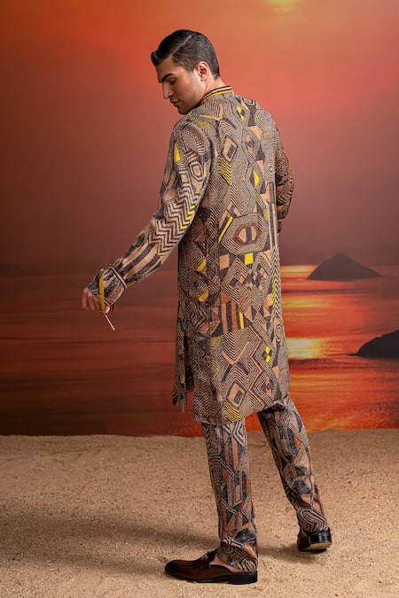 Shop_Nikita Mhaisalkar_Brown Georgette Sequins Geometric Print Kurta Set _at_Aza_Fashions