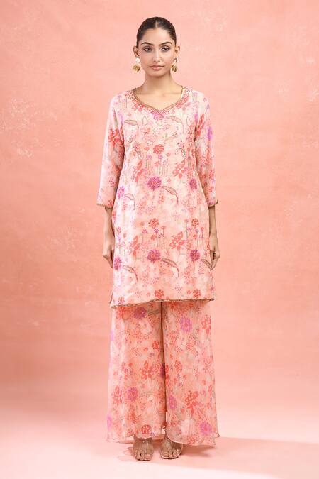 Buy Naintara Bajaj Peach Georgette Embroidery Round Neck Floral Digital Print Kurta Set Online at Aza Fashions Buy_Naintara Bajaj_Peach Georgette Embroidery Round Neck Floral Digital Print Kurta Set _Online_at_Aza_Fashions