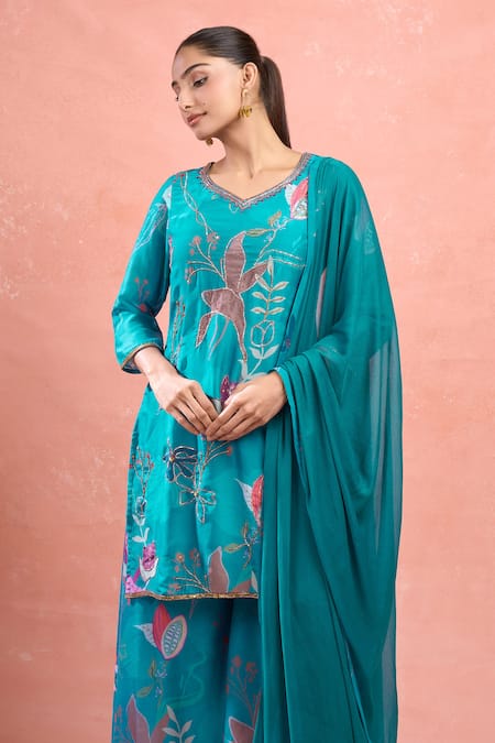 Buy_Naintara Bajaj_Sky Blue Georgette Embroidery Digital Printed Kurta Set_Online_at_Aza_Fashions