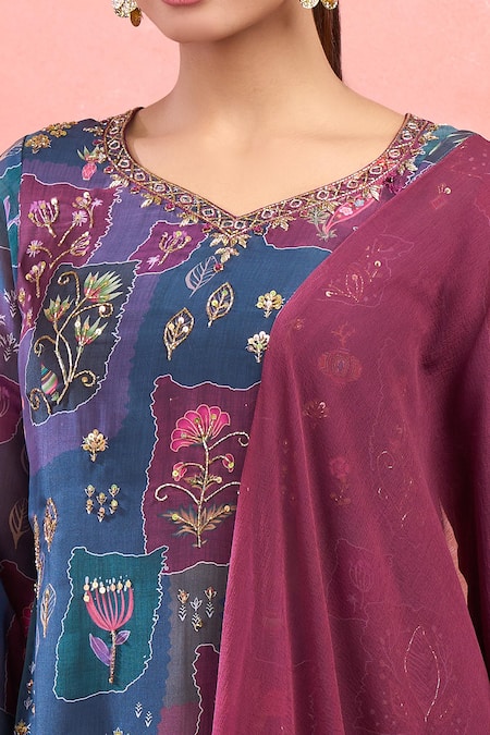 Samyukta Singhania_Multi Color Georgette Embroidery Digital Printed Kurta Set _Online_at_Aza_Fashions