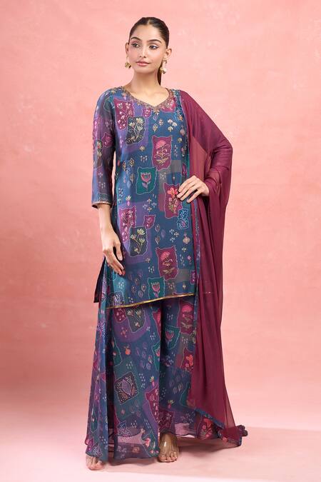Samyukta Singhania_Multi Color Georgette Embroidery Digital Printed Kurta Set _at_Aza_Fashions