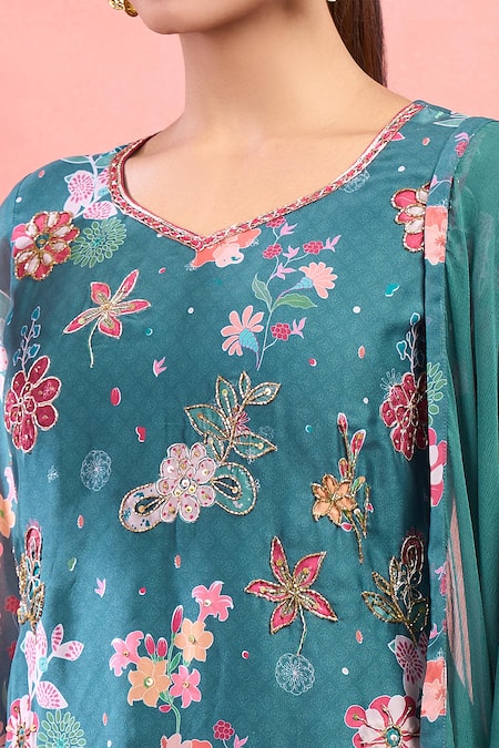 Samyukta Singhania_Green Georgette Embroidery Floral Print Kurta Set _at_Aza_Fashions