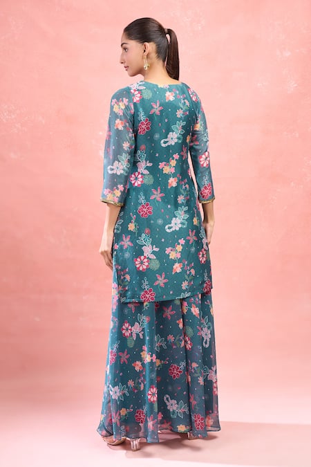 Shop_Samyukta Singhania_Green Georgette Embroidery Floral Print Kurta Set _at_Aza_Fashions