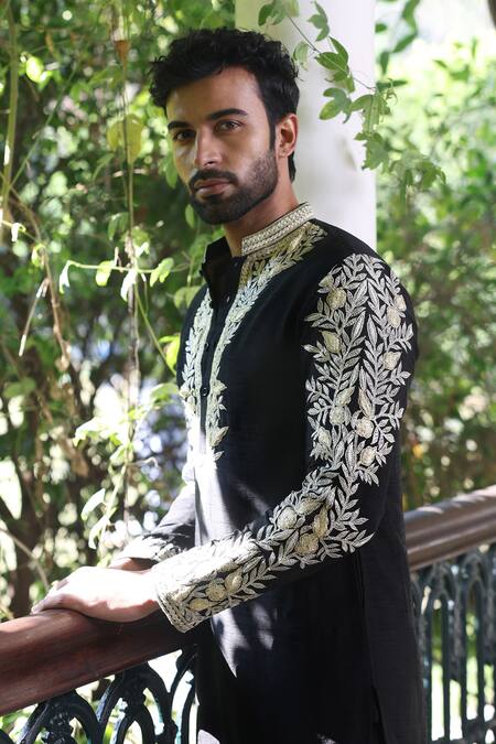Angad Creations_Black Viscose, Silk Embroidery Semi Hand Tilla Work Kurta Set _Online_at_Aza_Fashions