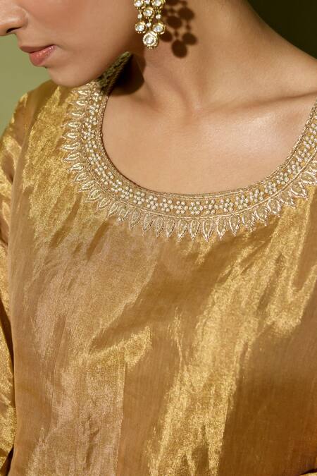 Buy_Apeksha Jain Label_Gold Tissue Zari, Pearls Round Neck Stripe Kurta Set 