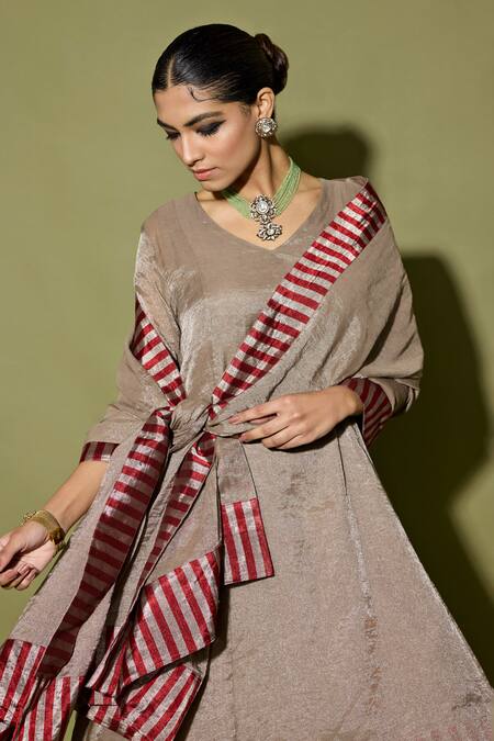 Apeksha Jain Label_Gray Tissue, Satin V-neck Asymmetrical Kurta Set _Online_at_Aza_Fashions