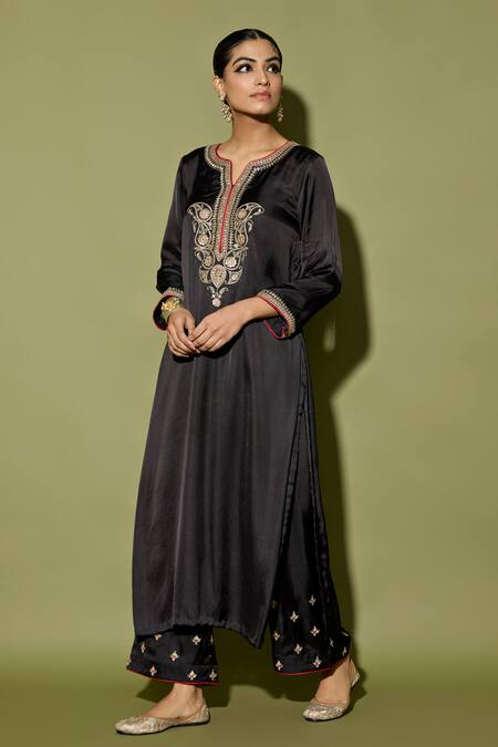Buy_Apeksha Jain Label_Black Satin, Organza Embroidery Split V-neck Hand Kurta Set _Online_at_Aza_Fashions