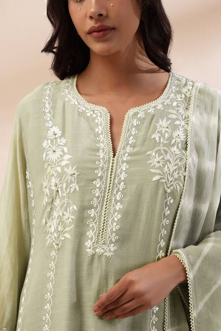 Buy Kyra By Bhavna Green Chanderi Silk, Cotton Embroidery Split V-neck Kurta Set Online at Aza Fashions Buy_Kyra By Bhavna_Green Chanderi Silk, Cotton Embroidery Split V-neck Kurta Set _Online_at_Aza_Fashions