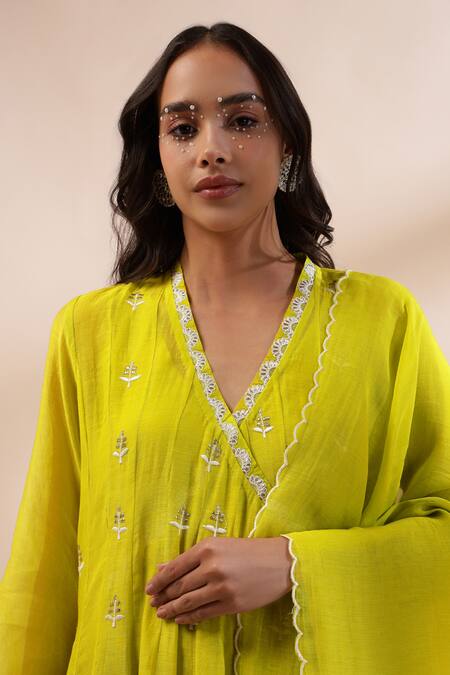 Kyra By Bhavna Green Chanderi Silk, Cotton Embroidery V-neck Angrakha Set With Dupatta Online at Aza Fashions Kyra By Bhavna_Green Chanderi Silk, Cotton Embroidery V-neck Angrakha Set With Dupatta _Online_at_Aza_Fashions